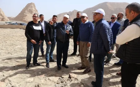 بتوجيهات رئاسية.. وزيرا النقل والكهرباء يتفقدان جبل الجلالة لإطلاق مشروعات طاقة الرياح ضمن خطة رفع مساهمة الطاقة المتجددة إلى 45% بحلول 2028