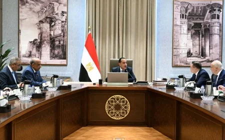 رئيس الوزراء يبحث مع “روساتوم” مستجدات مشروع الضبعة النووية وتعزيز التعاون في المفاعلات الصغيرة