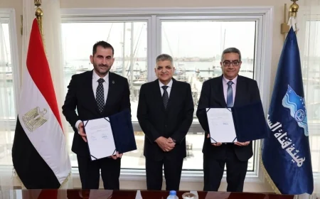 قناة السويس وغرفة الملاحة الدولية توقعان مذكرة تفاهم لتعزيز التعاون ودعم الملاحة العالمية