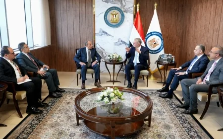 وزير البترول يلتقي رئيس لجنة الدفاع والأمن القومي بالنواب لبحث تأمين إمدادات الطاقة وخطة إنهاء مستحقات الشركاء بنهاية يونيو