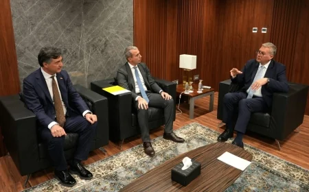 وزير البترول يبحث مع إيني الإيطالية تسريع الاستكشاف والإنتاج في مصر ومشروع نقل غاز حقل كرونوس القبرصي