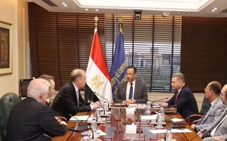 وزير الاتصالات يبحث مع نوكيا إنشاء مركز إقليمي للدعم الفني وخدمات التشغيل في مصر