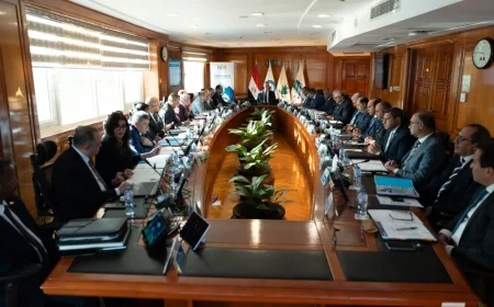 وزير البترول يشهد الجمعية العامة لـ«فجر للغاز».. توسع في محطات الخدمات المتكاملة وشحن السيارات الكهربائية