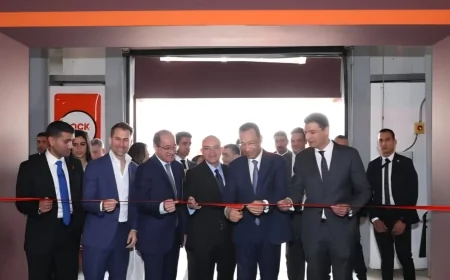 افتتاح أكبر مركز توزيع للتجارة السريعة في الشرق الأوسط وأفريقيا لطلبات مصر برعاية وزير الاتصالات في مصر