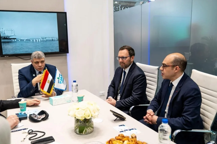 خدمات البترول البحرية تعقد اجتماعًا مع Subsea 7 لبحث فرص التعاون خلال إيجيبس 2026