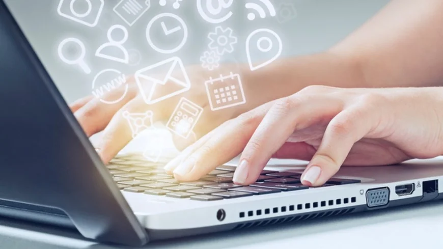 وزير العدل يوجه بالعمل عن بعد وتخفيض استهلاك الطاقة بنسبة 50%