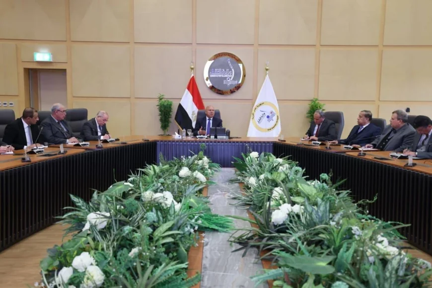 وزارة النقل تعتمد خطة شاملة لـ ترشيد الإنفاق العام وتعظيم الإيرادات