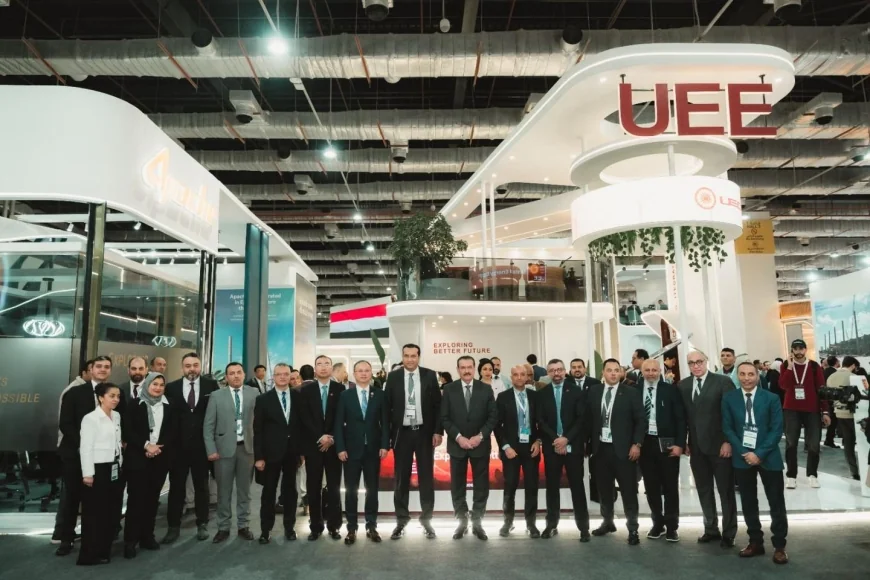 وزير البترول يشهد توقيع شراكة استراتيجية لتطوير مركز البحر المتوسط للهيدروجين الأخضر في مصر