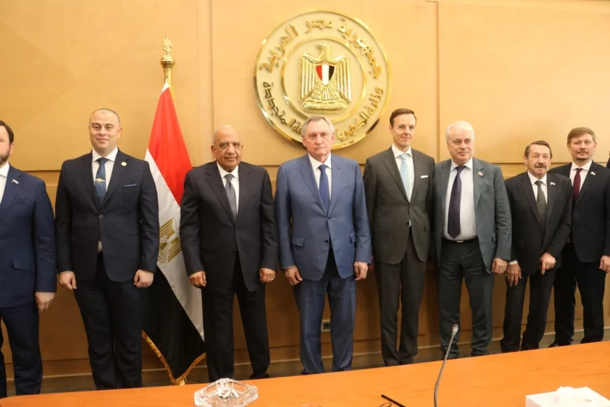 وزير الكهرباء يبحث مع وفد مجلس الدوما الروسي تعزيز التعاون في الطاقة ومتابعة مشروع الضبعة النووية