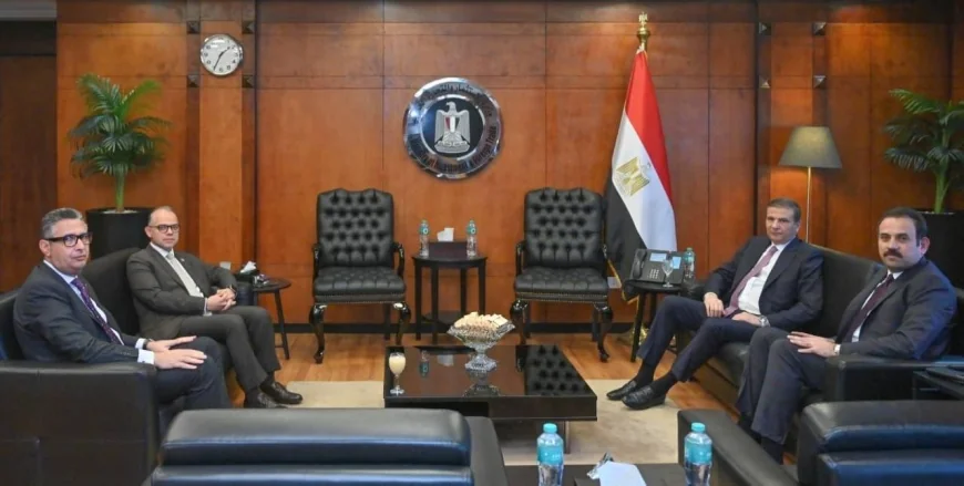 الحكومة تبحث تفعيل البورصة السلعية لميكنة تداول السلع الرئيسية وتعزيز الأمن الغذائي واستقرار الأسعار