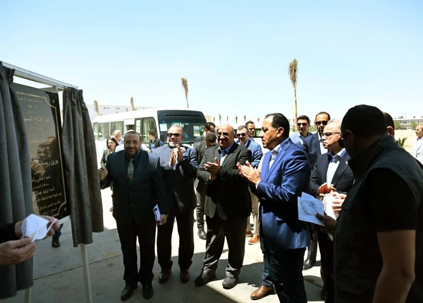 رئيس الوزراء يفتتح مصنع "جرين ريسايكل" لإعادة تدوير البلاستيك باستثمارات 5 ملايين دولار في السخنة