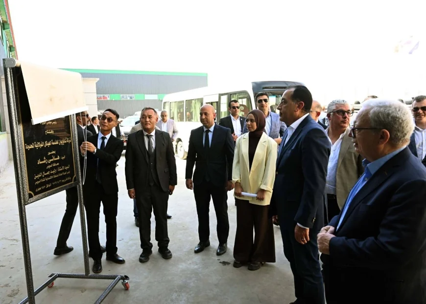 رئيس الوزراء يفتتح مصنع "شانغ يوان" للهياكل الفولاذية بالسخنة لدعم التصنيع والتصدير