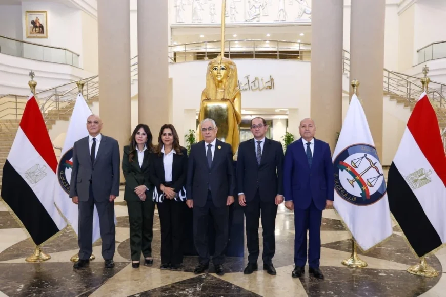 المالية: تسليم 1218 كيلوجرامًا من الفضة لـ«سك العملة» لإعادة إنتاجها في إصدارات تذكارية