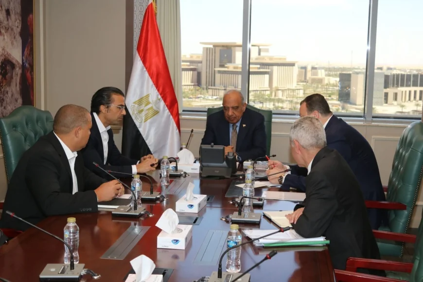 وزير الكهرباء يتابع مشروعات الطاقة المتجددة بقدرة 2500 ميجاوات ضمن خطة الطاقة المتجددة