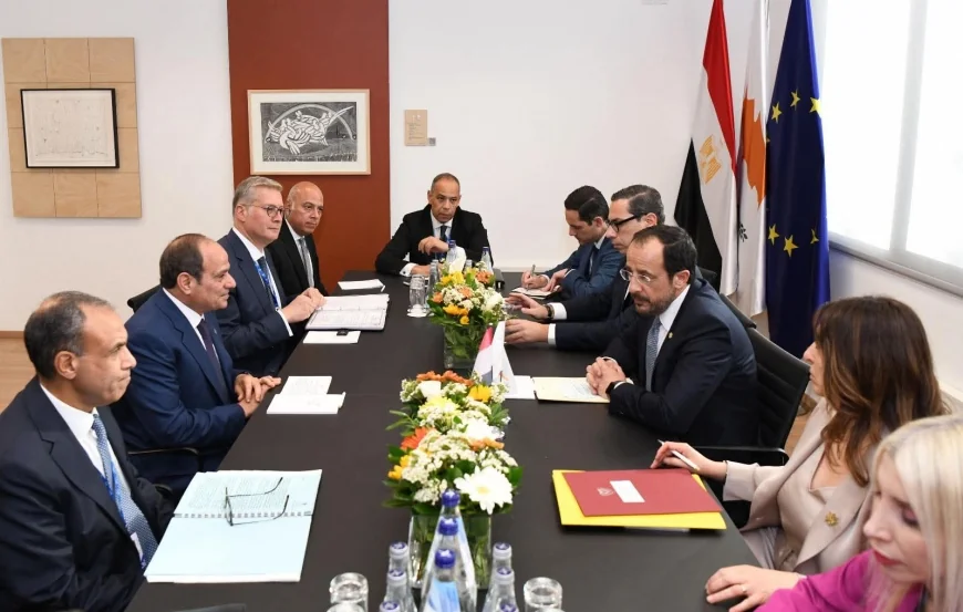 الرئيس السيسي ونظيره  القبرصي يبحثان ربط حقول الغاز القبرصية بالبنية التحتية المصرية لتعزيز نفوذ مصر في شرق المتوسط