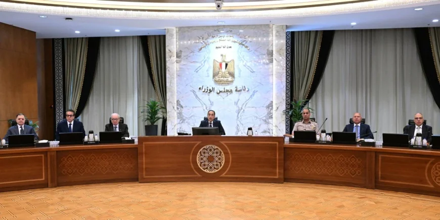 مدبولي: دعم عمال مصر وتوطين الصناعة وزيادة الاستثمارات على رأس أولويات الحكومة