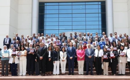 وزير الاتصالات يشهد «مستقبل تمكين المرأة في عصر التحول الرقمي 2026» ويكرم خريجات مبادرة قدوة.تك
