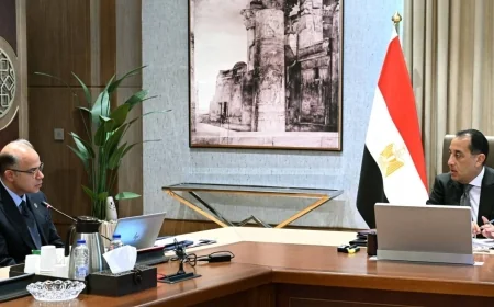 رئيس الوزراء يستعرض مع وزير الاستثمار ملفات العمل وتعزيز بيئة الاستثمار في مصر