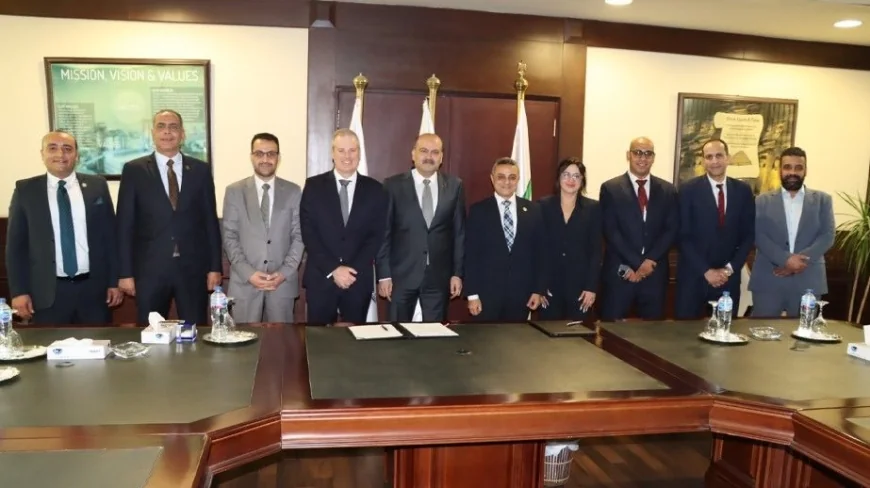 مشروع وقود الطائرات والبارافينات يعزز صناعة البتروكيماويات في مصر بإنتاج 400 ألف طن سنويًا
