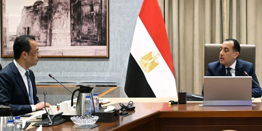 رئيس الوزراء يتابع تنفيذ مبادرة “الرواد الرقميون” لتأهيل الشباب وربط التدريب بسوق العمل الرقمي