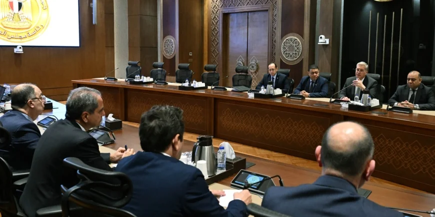 تعزيز التعاون في قطاع البترول والغاز بين مصر ولبنان: اتفاقية جديدة لإعادة تأهيل خطوط الغاز