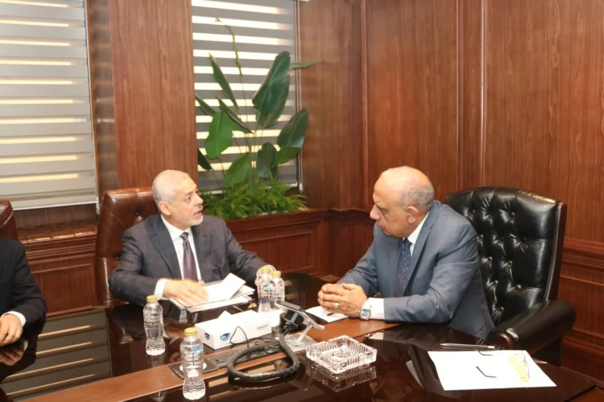 وزير الكهرباء يبحث مع «AMEA POWER» تسريع تنفيذ مشروعات طاقة شمسية ورياح وبطاريات تخزين بـ1500 ميجاوات