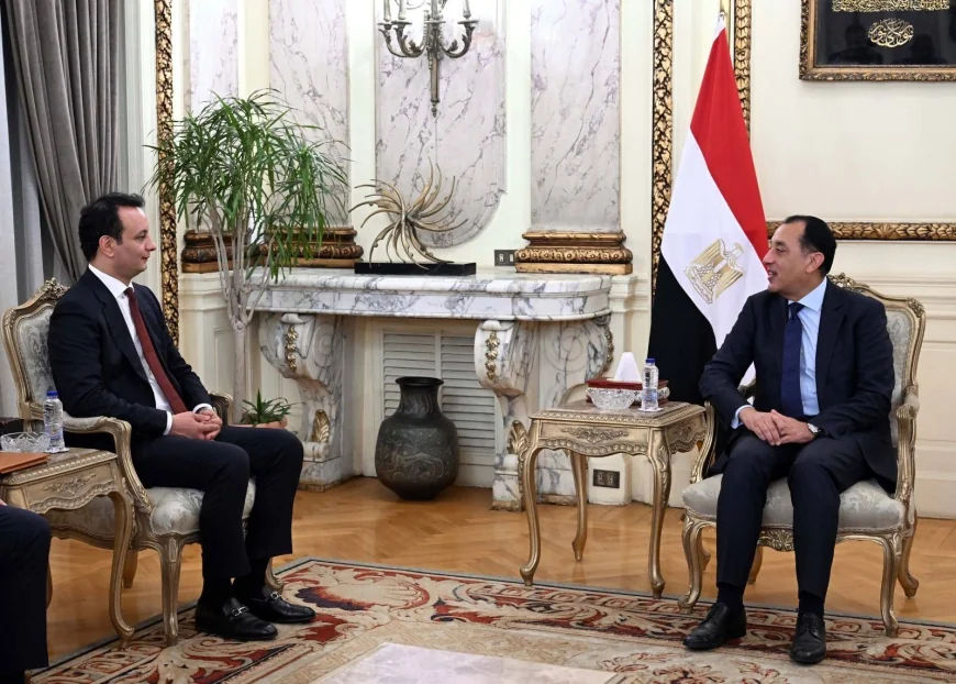 رئيس الوزراء يبحث مع صندوق إعمار ليبيا تعزيز التعاون في مشروعات التنمية والبنية التحتية