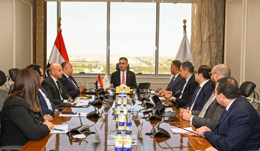وزارة التموين تتابع منظومة كارت الخدمات الحكومية الموحد لتعزيز التحول الرقمي وتكامل قواعد البيانات