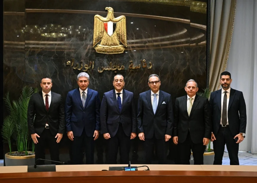 رئيس الوزراء يشهد إطلاق المنظومة الرقمية للتأشيرة عند الوصول بمطار القاهرة