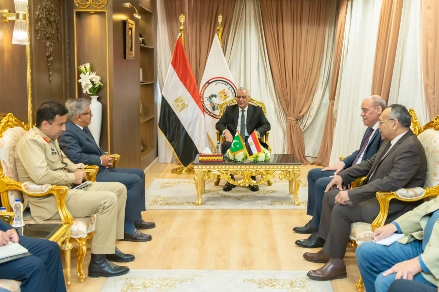 مباحثات مصرية-باكستانية لتعزيز الشراكات الصناعية في الصناعات الدفاعية