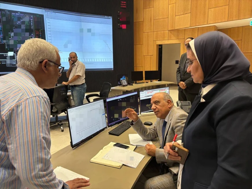 وزير الكهرباء يتفقد المركز القومي للتحكم في الطاقة لضمان استقرار الشبكة الموحدة