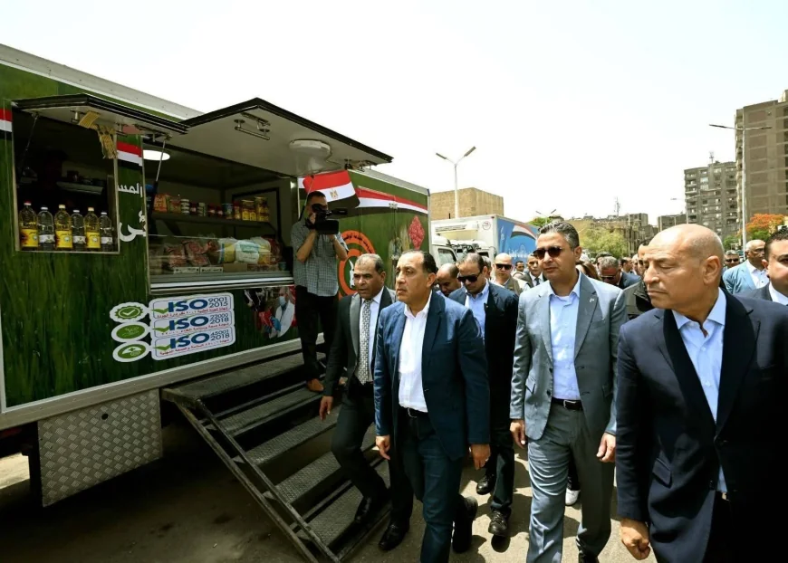 رئيس الوزراء يفتتح معرض "أهلًا بالعيد" بالجمالية لتعزيز توفير السلع الأساسية قبل عيد الأضحى