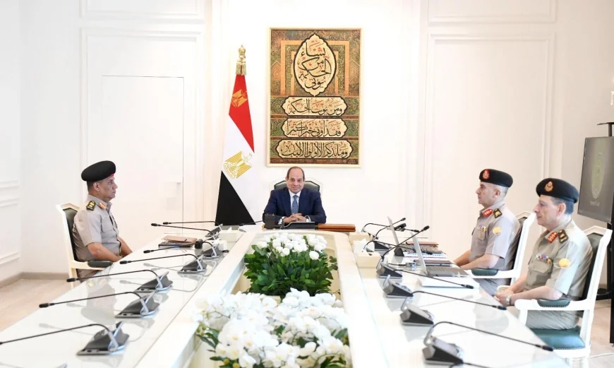 الرئيس السيسي يترأس اجتماعًا لمتابعة المشروعات التنموية والخدمية للهيئة الهندسية بالقوات المسلحة