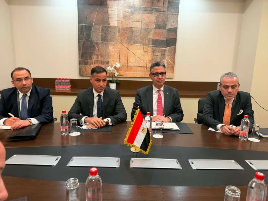 وزير التموين يبحث مع البورصة الروسية للسلع تعزيز التعاون مع البورصة السلعية المصرية