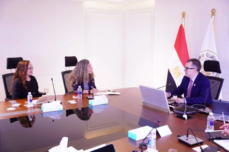 وزير التخطيط يلتقي وفد مؤسسة عبد الله الغرير لتعزيز ريادة الأعمال وتمكين الشباب في مصر
