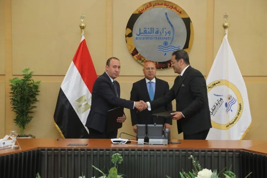 وزير النقل يشهد توقيع اتفاقية تطوير الخدمات الرقمية لشركات نقل الركاب مع “ترانس آي تي”
