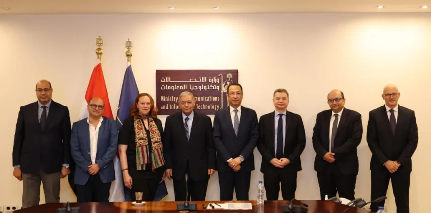 وزير الاتصالات يبحث تعزيز التعاون مع الشعبة العامة للاقتصاد الرقمي لدعم الشركات الناشئة وتنمية التجارة الرقمية