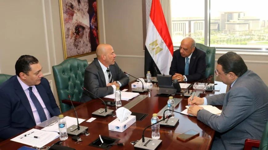 وزارة الكهرباء تبحث مع “إنكوم” توفير الطاقة لمشروع مركز بيانات عالمي وتعزيز مكانة مصر كمركز إقليمي رقمي
