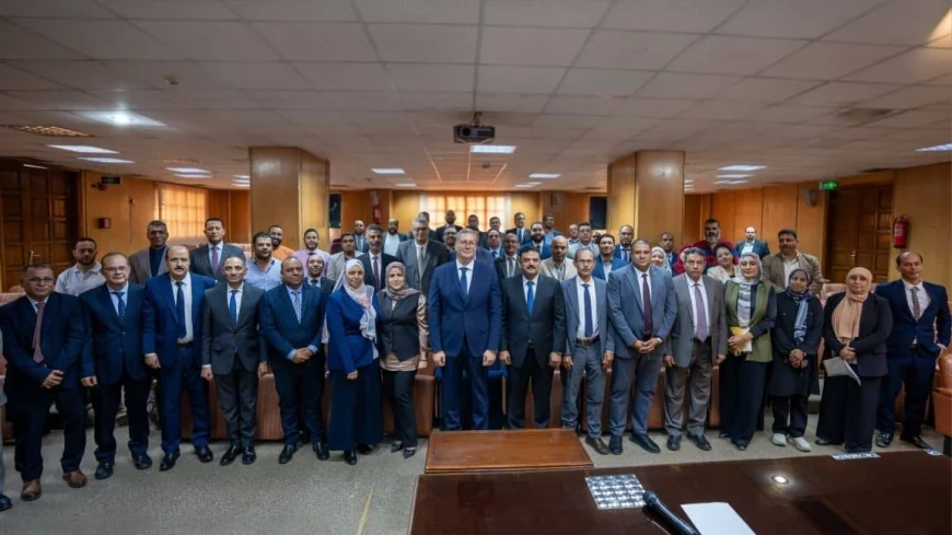 وزير البترول يبحث مع الكوادر الشابة سبل تحسين مكانة مصر في مؤشرات الاستثمار التعديني العالمية