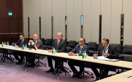 وزير البترول يبحث مع نظيره الأذربيجاني تعزيز التعاون في قطاع الطاقة خلال أسبوع باكو للطاقة