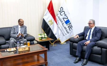 رئيس المنطقة الاقتصادية لقناة السويس يستقبل الرئيس الإريتري ويستعرض الفرص الاستثمارية بمصر