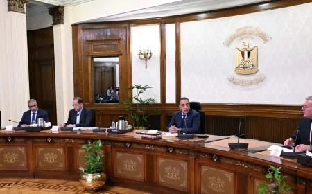 مدبولي يتابع تدبير الاعتمادات المالية لتأمين احتياجات الدولة من المنتجات البترولية وتعزيز استقرار الطاقة