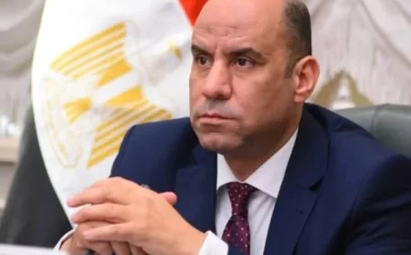 وزير العمل يعلن الخميس 2 يوليو إجازة رسمية مدفوعة الأجر للعاملين بالقطاع الخاص