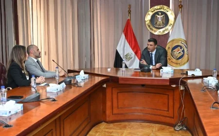 وزير الصناعة يبحث مع بل مصر تعزيز التصنيع المحلي وزيادة المكون المحلي في سلاسل الإمداد الصناعية