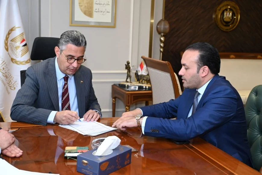 وزير التموين يبحث مطالب النواب والشيوخ ويؤكد سرعة الاستجابة لاحتياجات المواطنين