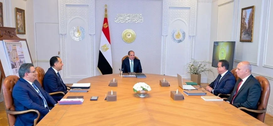 السيسي يوجه بتسريع ميكنة منظومة التأمين الصحي الشامل وتطوير المنشآت الطبية بالبلاد
