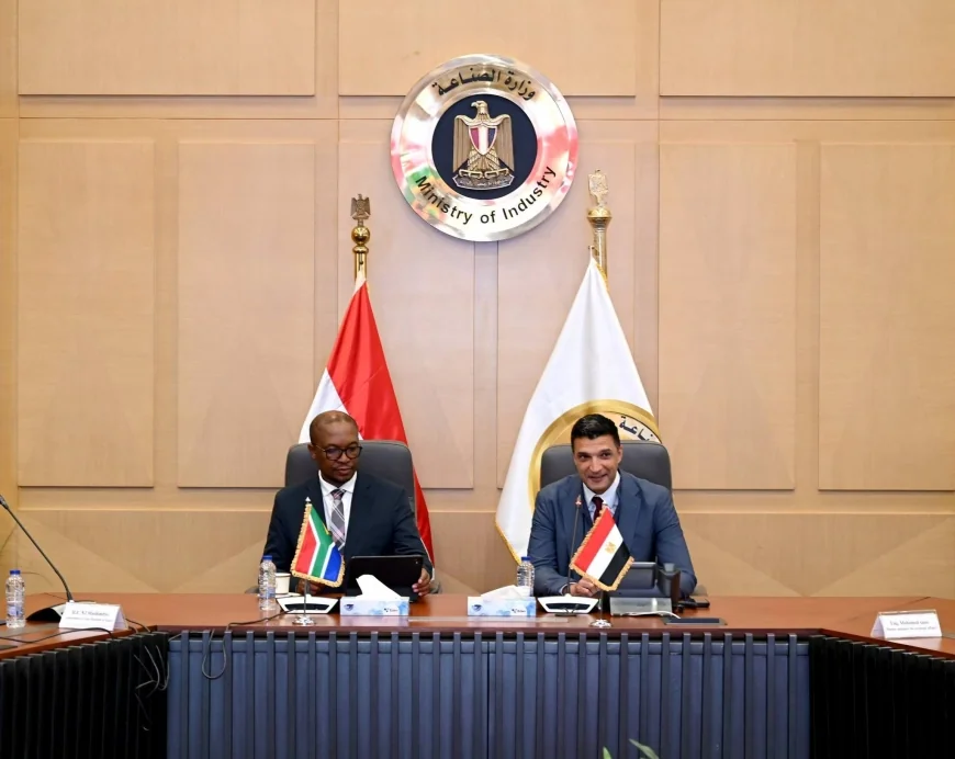 مصر وجنوب أفريقيا تبحثان تعزيز التكامل الصناعي وزيادة الاستثمارات المشتركة