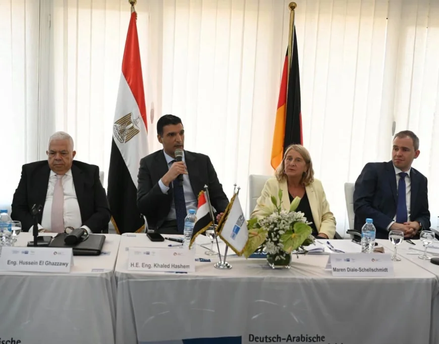 وزير الصناعة: إزالة الكربون أولوية استراتيجية لتعزيز تنافسية الصناعة المصرية وجذب الاستثمارات الألمانية