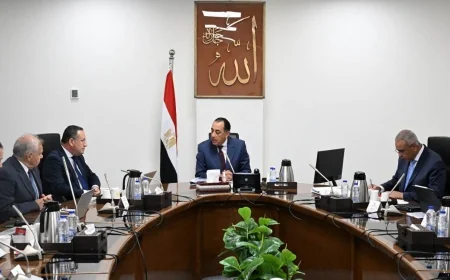 رئيس الوزراء يتابع تطوير منظومة التعليم على أساس الجدارة والتميز وربط مخرجات التعليم بسوق العمل