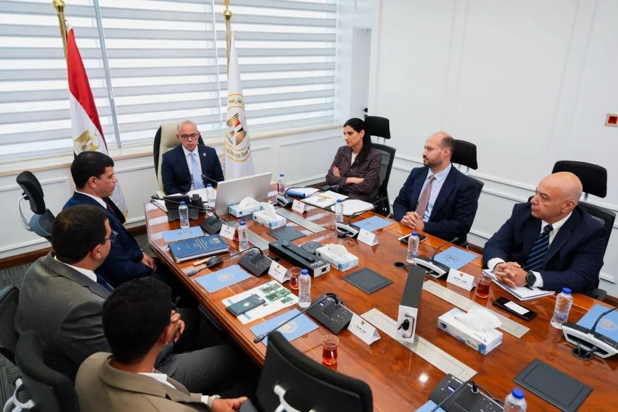 وزير الاستثمار يلتقي EVRAID لدعم توطين تكنولوجيا المركبات الكهربائية في مصر